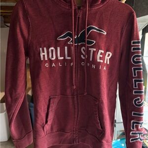 Hollister Men's Maroon Zip-Up Sweater